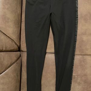 Victoria Sport Black Leggings